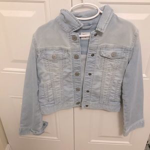 cropped demin jacket!